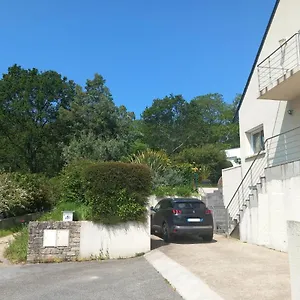 Au Calme Proche D'un Petit Bois Dans Appartamento